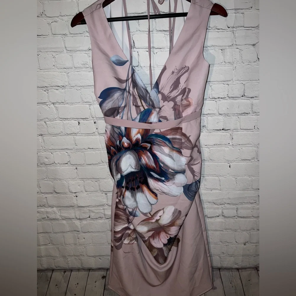 BRAND NWT Little Mistress Lavender & Blue floral dress size 6 - Picture 7 of 11